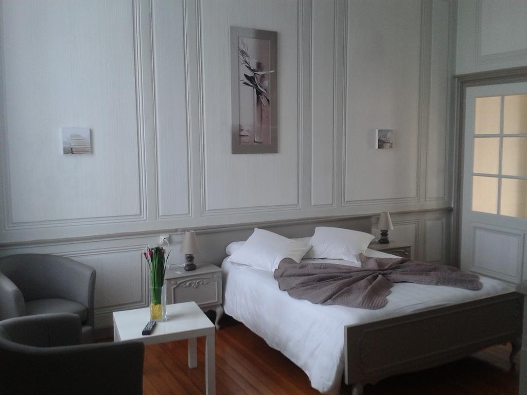 Le Chateau De Buchy Buchy  Rom bilde